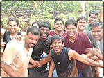 Team spirit even in heavy rain